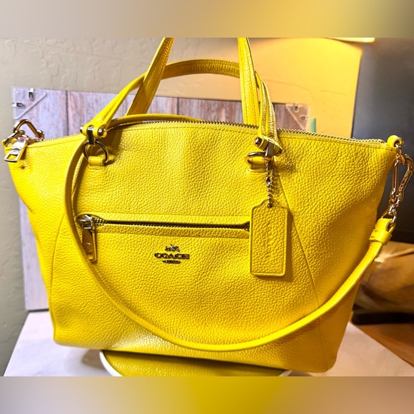 COACH Prairie Satchel in Pebble Leather - Yellow - EUC - Picture 4 of 17